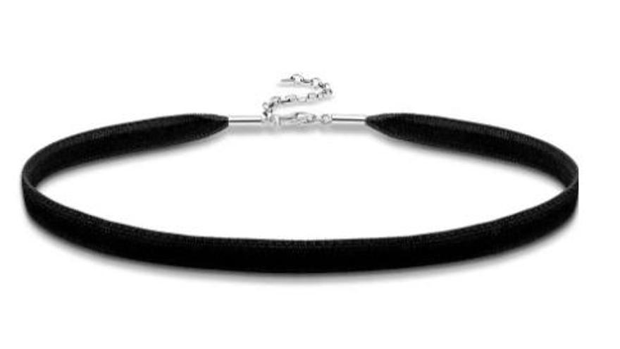 Choker sobrio pero muy elegante.