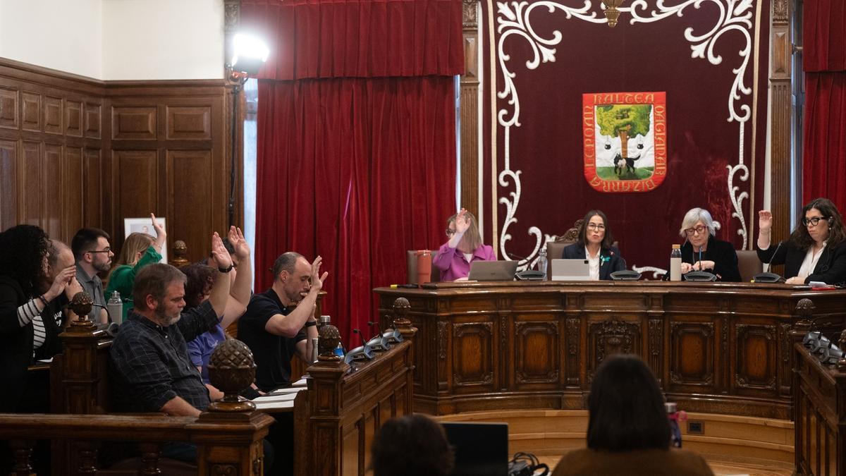 Pleno ordinario en el que se abordó la petición de dimisión de la alcaldesa, Amaia Agirre, 29 de enero de 2026, en Getxo.