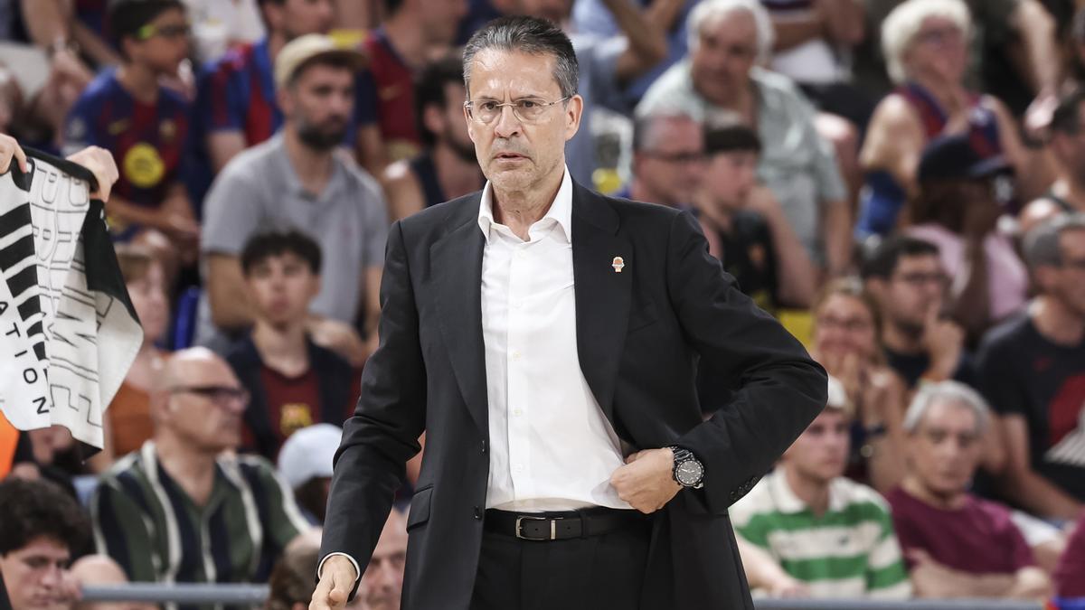 Pedro Martinez, en un partido con el Valencia Basket.