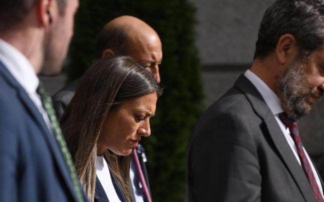 Míriam Nogueras, con gesto cabizbajo Míriam Nogueras, con gesto cabizbajo