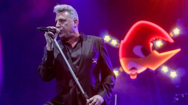 El cantante Loquillo, en pleno concierto