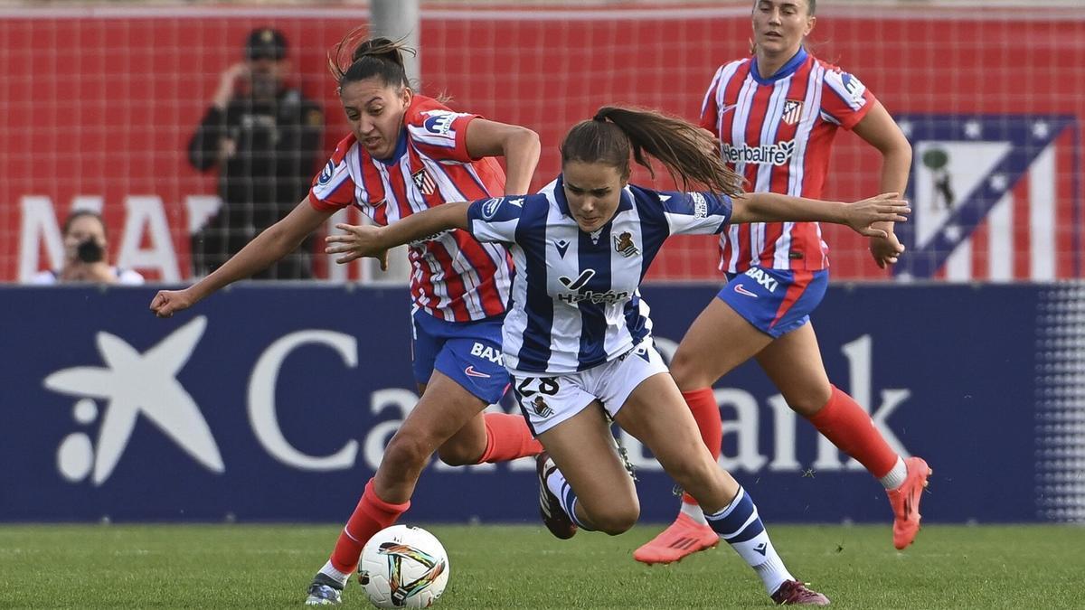 Maren Lezeta debutó en la Liga F con el primer equipo txuri-urdin. / FERNANDO VILLAR