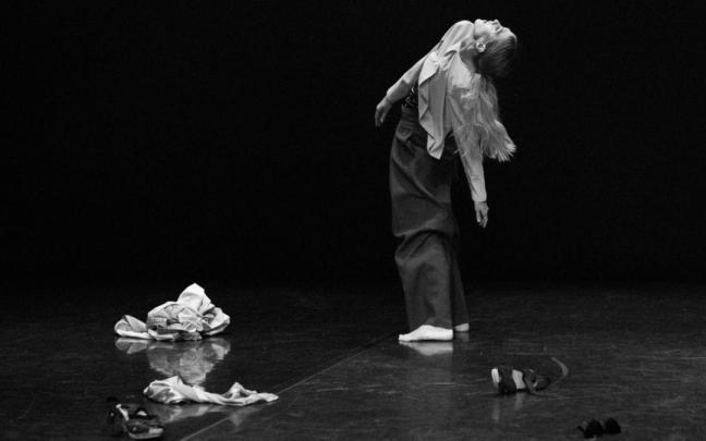 Espectáculo Trembling Frequiencies de Helena Wilhelmsson