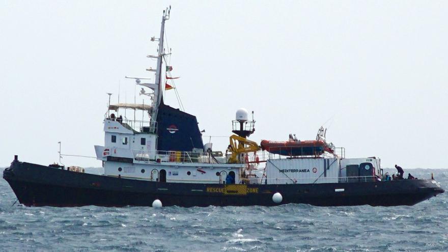 El barco de rescate 'Mare Jonio' de la ONG Mediterranea Saving Humans
