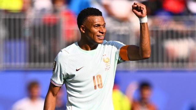 Kylian Mbappé celebra su gol frente a Marruecos.