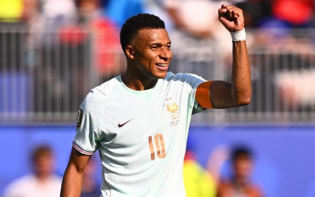 Kylian Mbappé celebra su gol frente a Marruecos.