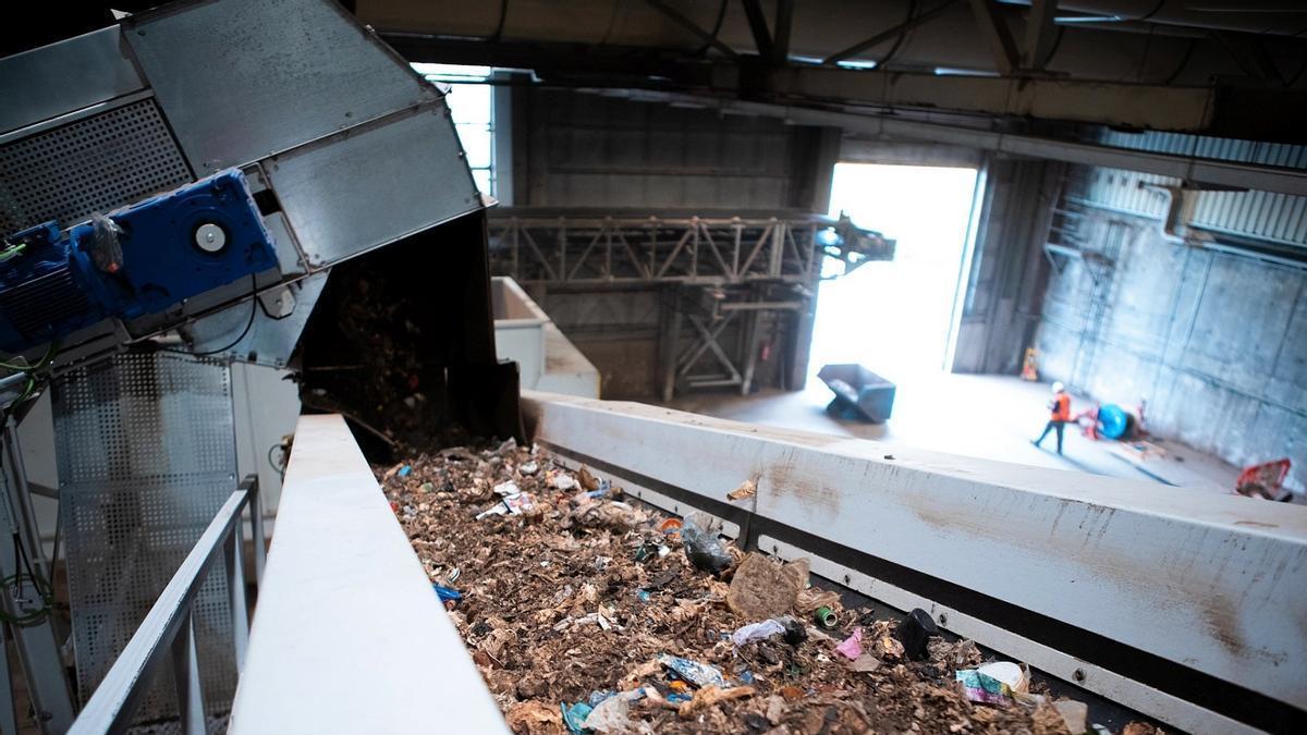Imagen de archivo de una planta de residuos valenciana.