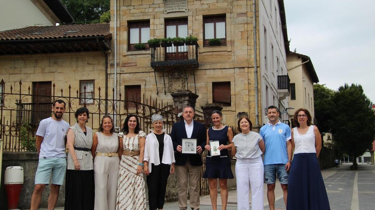 Visita institucional del embajador de Uruguay en España