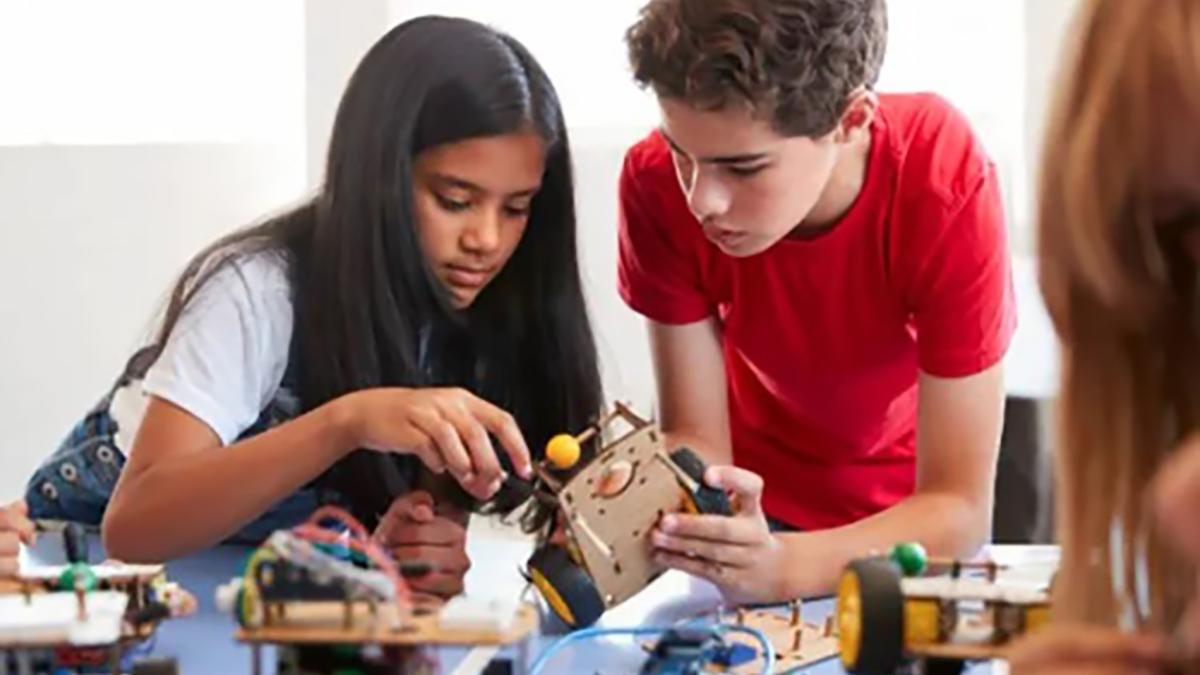 Los campamentos acercarán la robótica a través de talleres prácticos