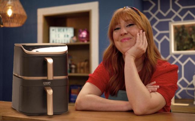 Blanca Mayandía y su air fryer.