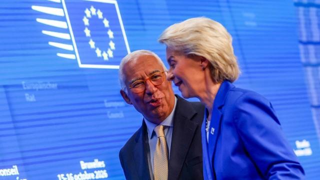 Ursula von der Leyen y Antonio Costa durante la rueda de prensa al cierre de la cumbre europea en Bruselas.