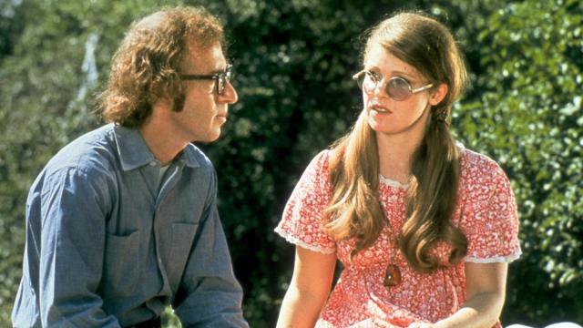 Louise Lasser junto a Woody Allen.