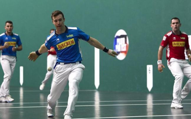 Artola e Imaz vencen a Jaka y Mariezkurrena II en el Labrit (13-22). / Unai Beroiz Artola e Imaz vencen a Jaka y Mariezkurrena II en el Labrit (13-22).