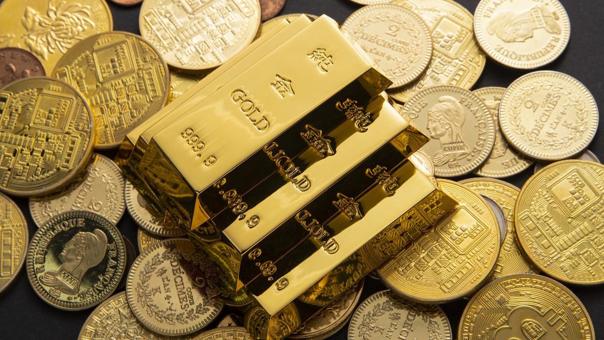 Elías descarta el oro o las famosas criptomonedas.