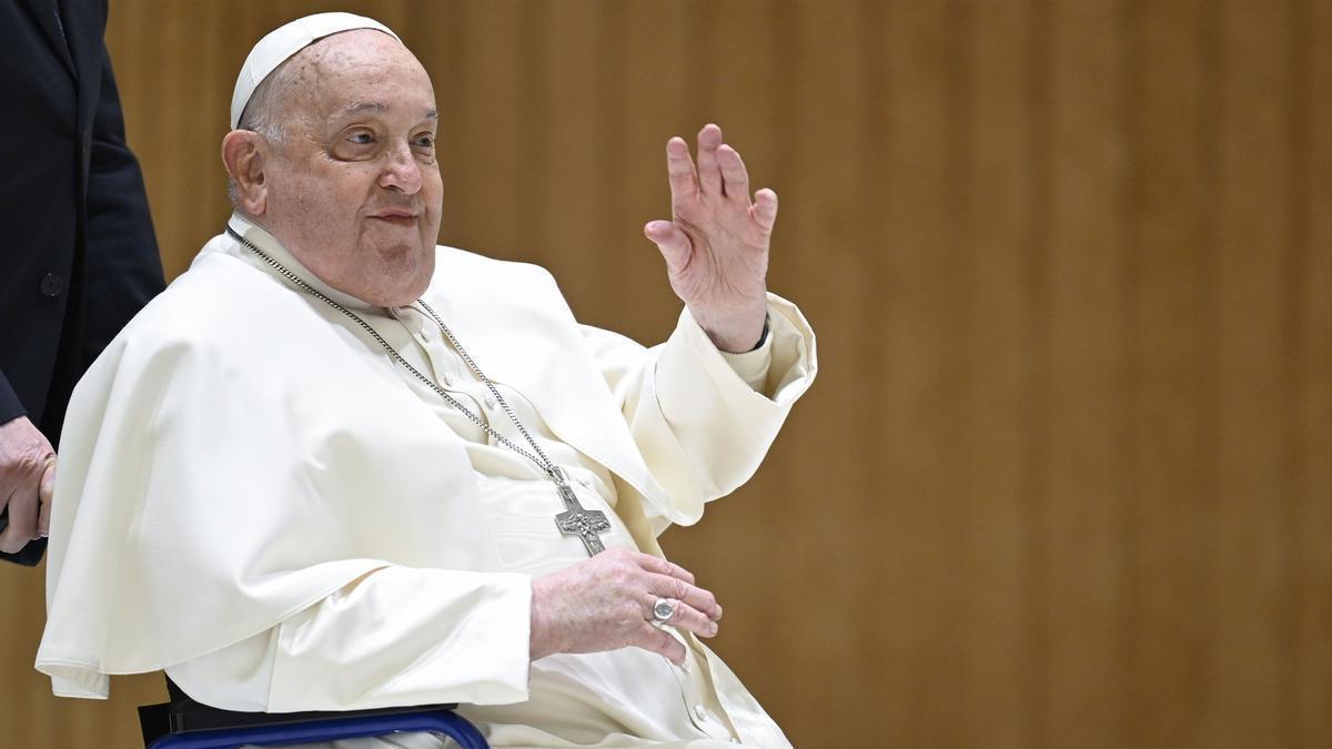 El papa Francisco, dos días antes de su ingreso en el hospital.