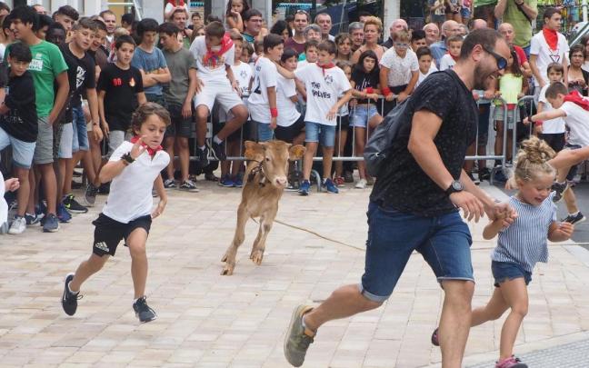 La medida defendida por el PNV busca abrir la puerta a la participación de los más jóvenes en festejo taurinos.