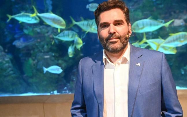 Víctor Lasa, candidato de Podemos y Elkarrekin Donostia, a la alcaldía de la capital guipuzcoana, en su presentación en el Aquarium Víctor Lasa, candidato de Podemos y Elkarrekin Donostia, a la alcaldía de la capital guipuzcoana, en su presentación en el Aquarium
