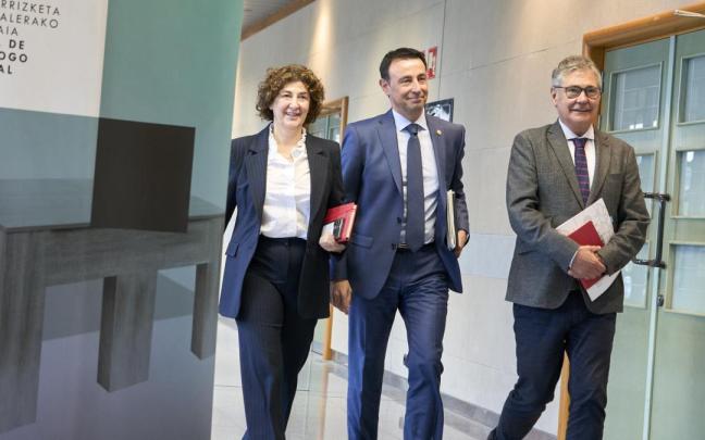 El vicelehendakari y consejero de Economía, Trabajo y Empleo, Mikel Torres