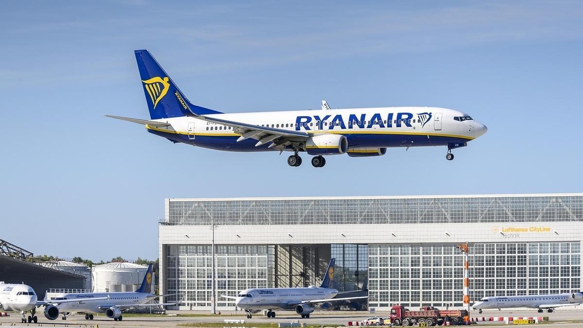 El consejero delegado de Ryanair advierte de que volará a otro lugar si los precios en la España regional son demasiado altos.