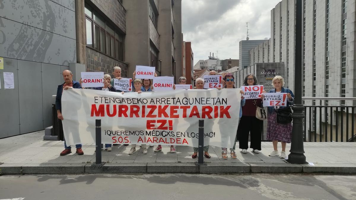 Aiaraldea lleva a Ararteko su demanda de un sistema sanitario público y digno