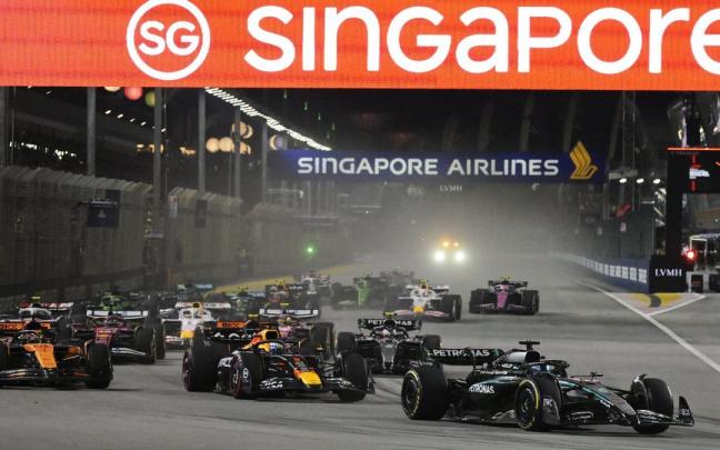 George Russell, en cabeza del Gran Premio de Singapur.