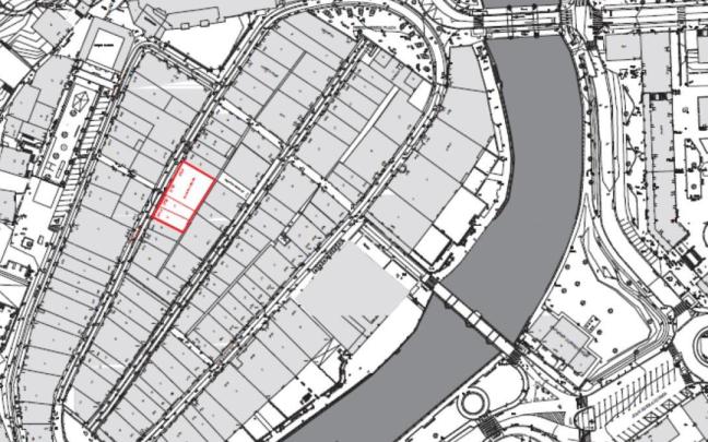 La zona marcada en rojo en el plano acogerá las viviendas sociales de alquiler a edificar en Elizkale.