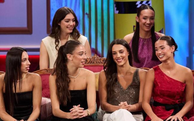 Inés Bergua, Salma Solaun, Andrea Fernández, Marina Cortelles, Andrea Corral y Lucía Muñoz se convirtieron en las protagonistas de la noche.