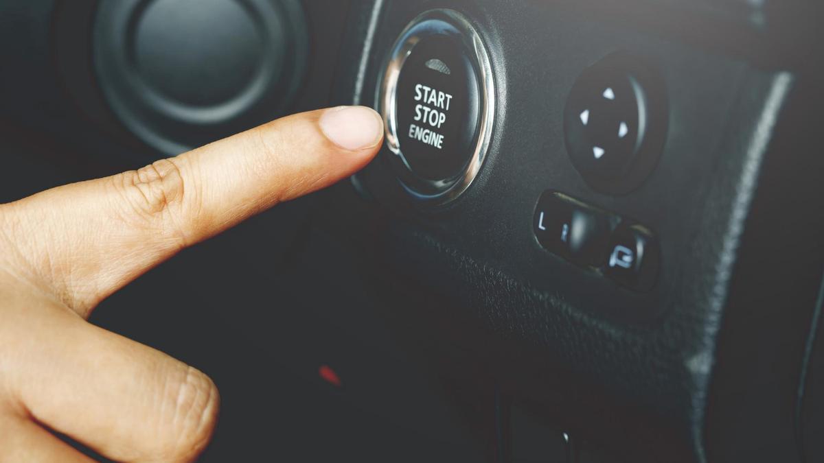 El botón de Start-Stop en un coche.