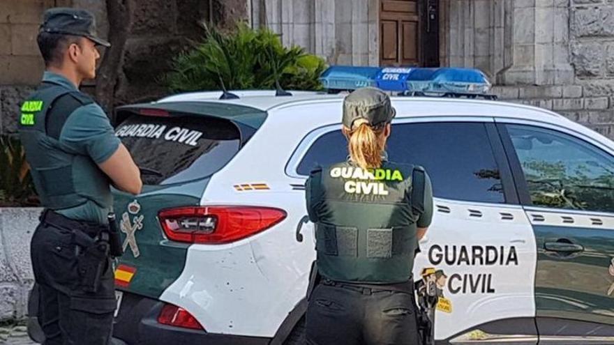 Agentes de la Guardia Civil en una imagen de archivo.