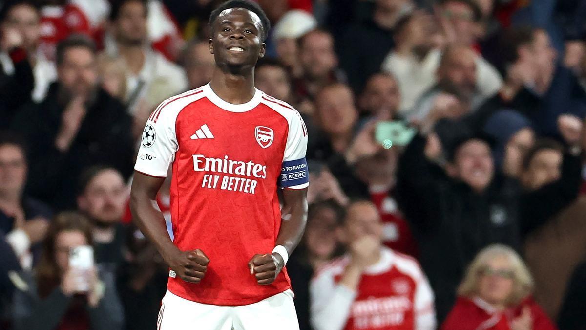 El jugador del Arsenal Bukayo Saka, celebra su tanto frente al Atlético de Madrid.