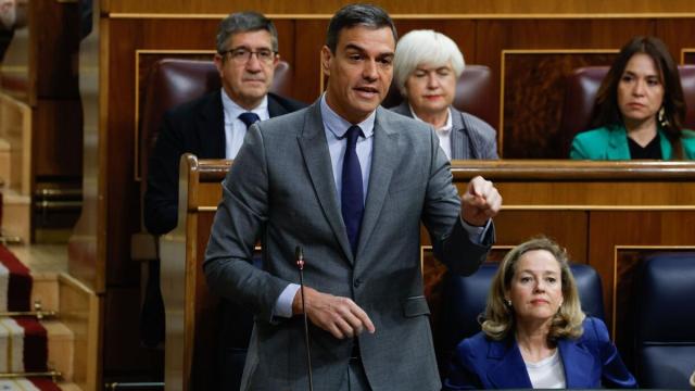 Pedro Sánchez interviene en la sesión de control.