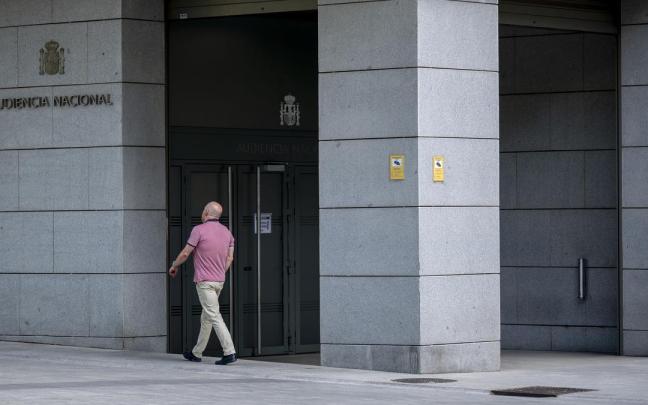 Entrada de la Audiencia Nacional.