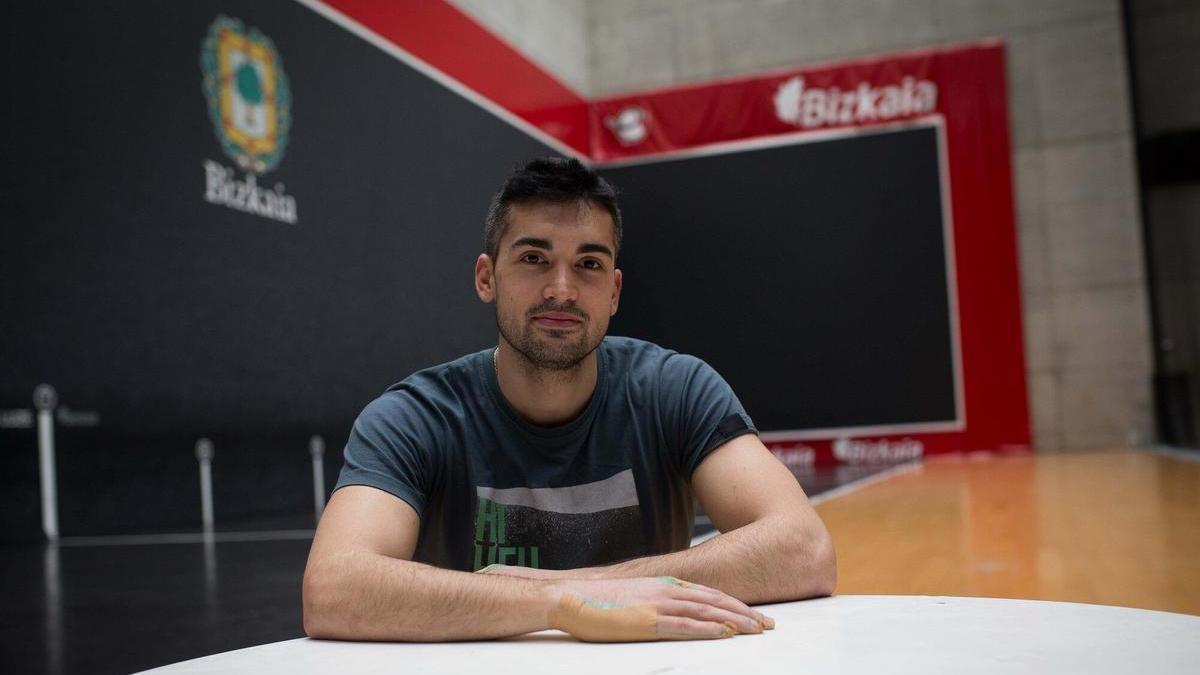 Víctor recibirá el jueves el cálido homenaje de sus paisanos y familiares en su último partido como profesional.