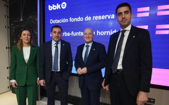 Nora Sarasola, Gorka Martínez, Xabier Sagredo e Iván Francisco, en Bilbao.