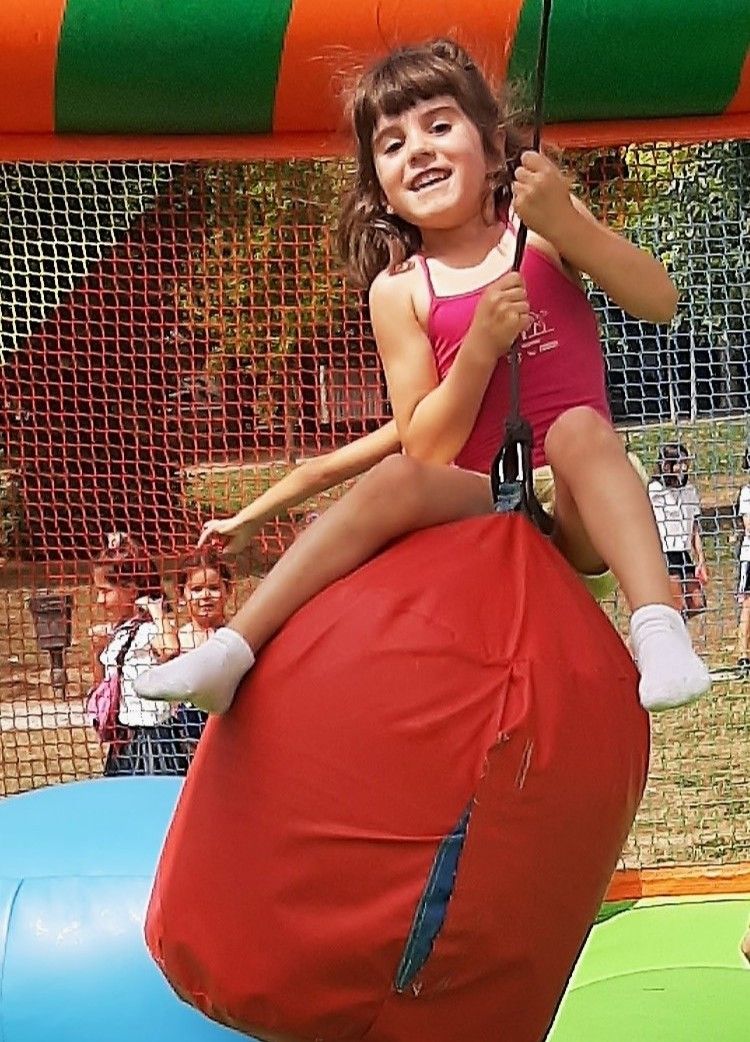 Estampas del Día de la Infancia y la Persona Mayor que dejaron anteriores ediciones festivas.