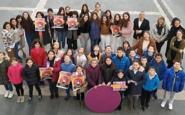 Participantes en el 'Concurso Creativo' de Lazkao.