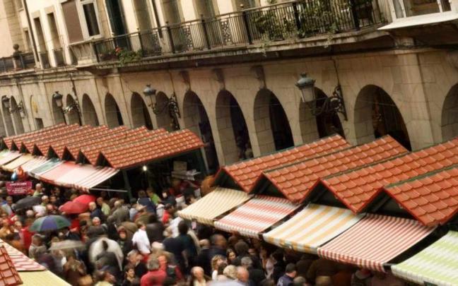 Último Lunes de Octubre en Gernika, un escaparate para productores locales.