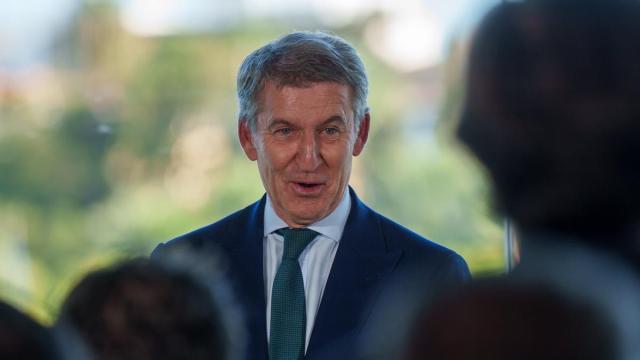Feijóo durante su acto de precampaña en Sevilla este miércoles.