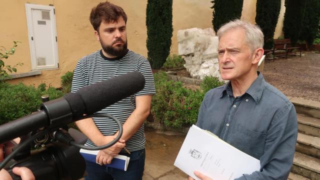 Beñat Zamalloa y Jon Luqui, durante la rueda de prensa.