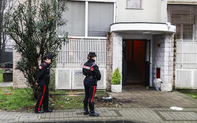 Policía italiana, Milán.