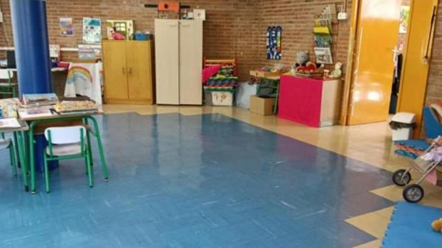 El amianto ha sido detectado en el suelo de vinilo y el encofrado del pilar central