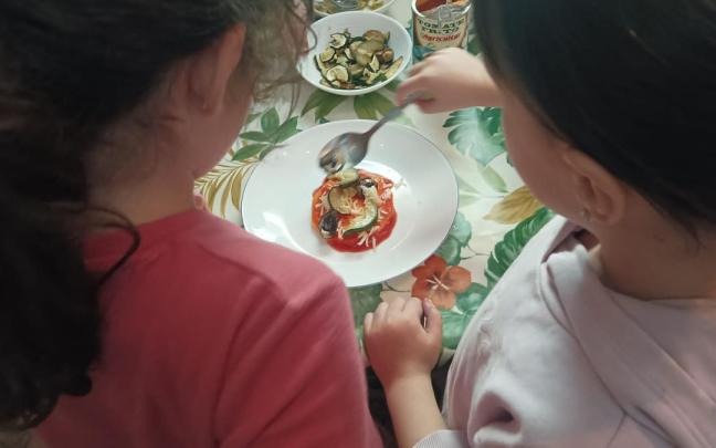 Los más pequeños tendrán la ocasión de aprender a aprovechar las sobras de las comidas y dar forma a nuevos platos.