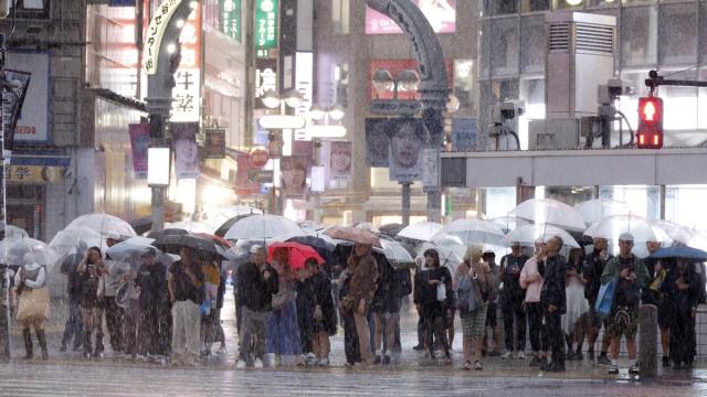 En imágenes: El tifón Dujuan en Japón