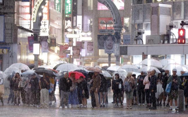 En imágenes: El tifón Dujuan en Japón