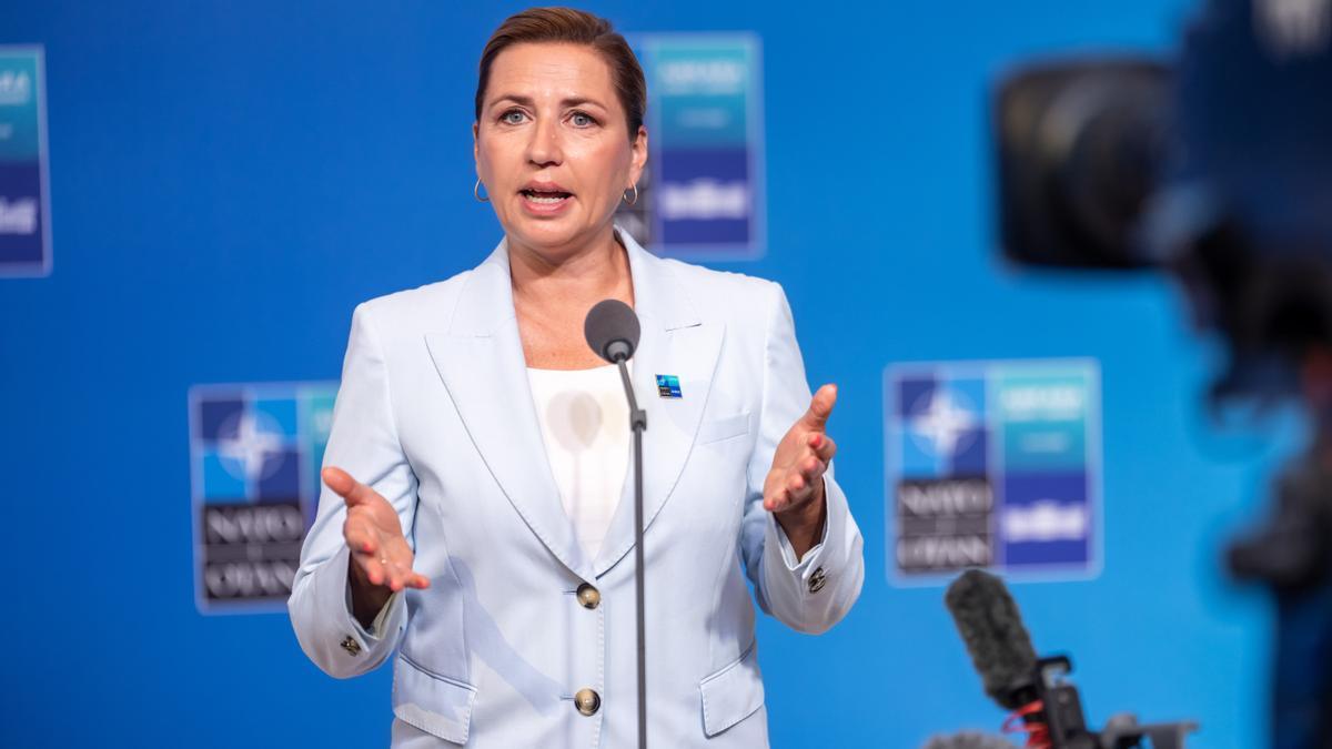 Mette Frederiksen, primera ministra danesa, en la cumbre de la OTAN en Ankara.