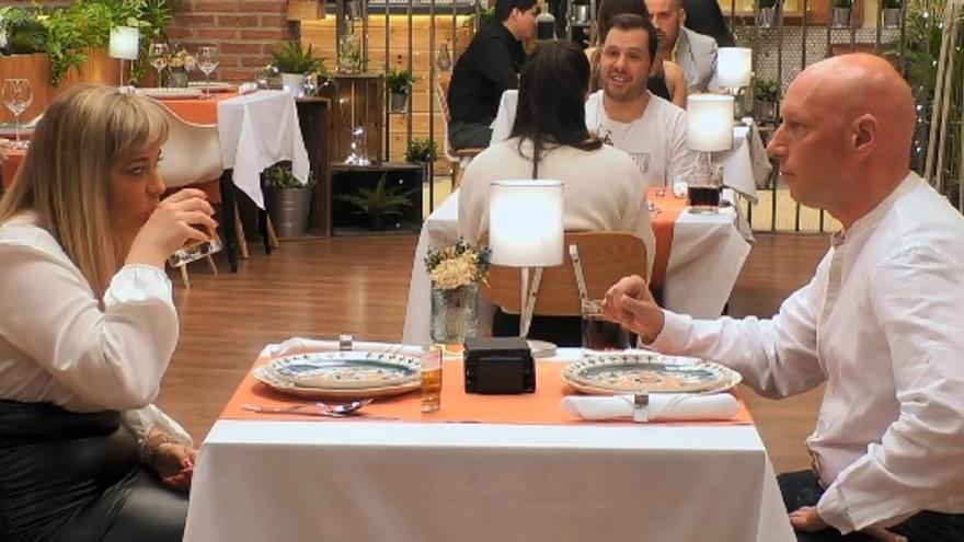 'First Dates': Eloy y Mercedes, durante su breve cita.