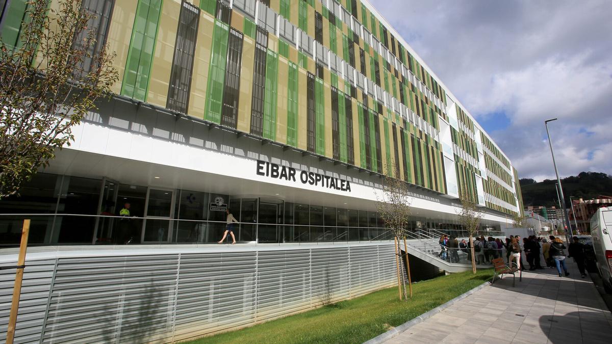 Exterior del hospital de Eibar situaco en la calle Torrekua, escenario del robo.