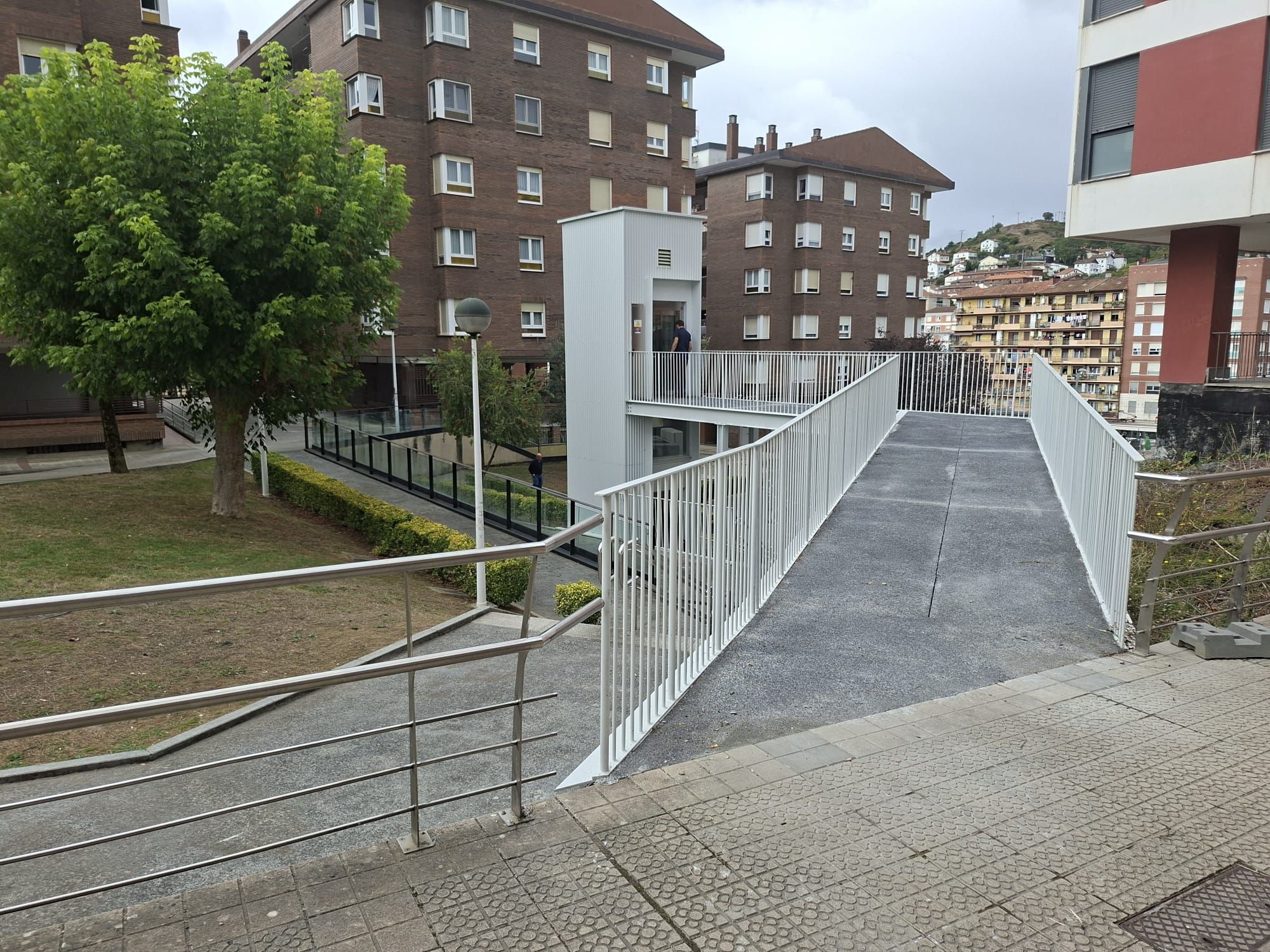 Nuevo ascensor en Latiorro