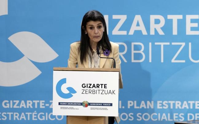 La consejera de Igualdad, Justicia y Políticas Sociales del Gobierno vasco, Nerea Melgosa, durante la presentación del plan, ayer, en Tabakalera.