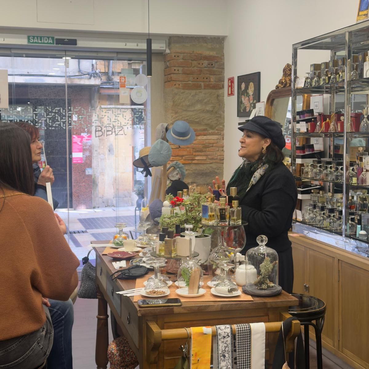 Esta perfumería ofrece experiencias olfativas, talleres y actividades divulgativas.